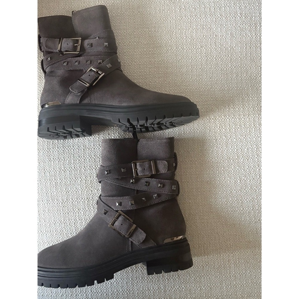 Y2K Studded Leather Moto Biker Boots Vince Camuto Taupe 8